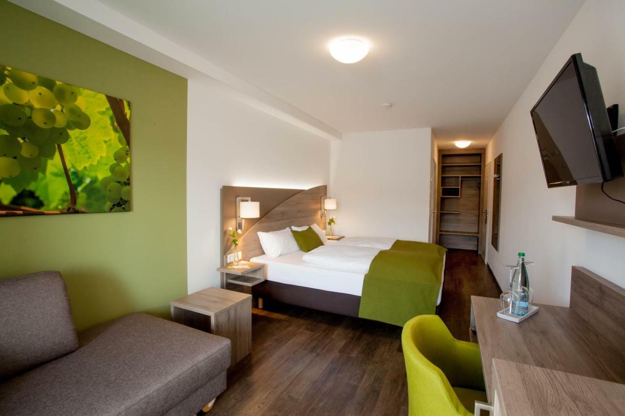 Hotel Wein & Bett Weihbrecht à Bretzfeld Extérieur photo